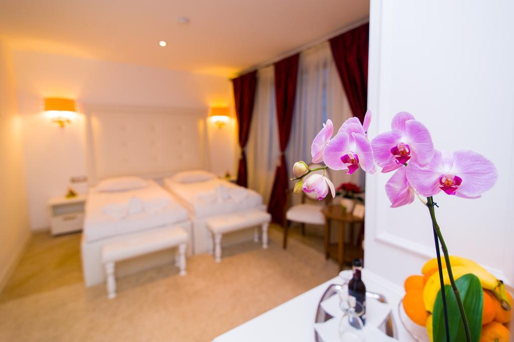 Dbh Bucharest Hotel Room photo