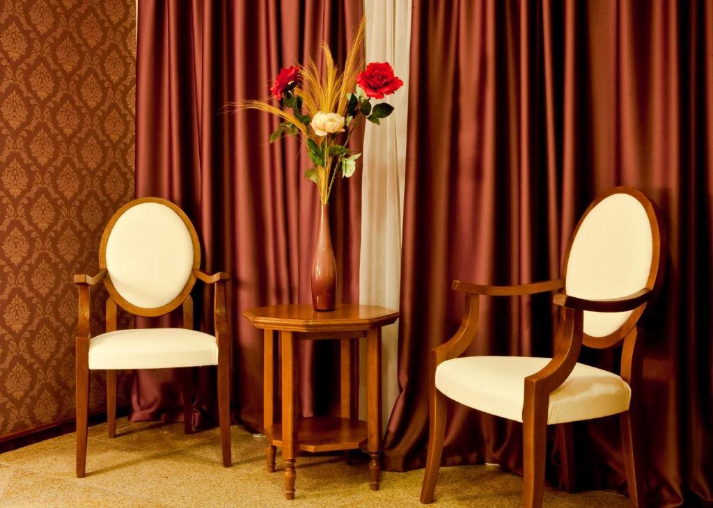 Dbh Bucharest Hotel Room photo