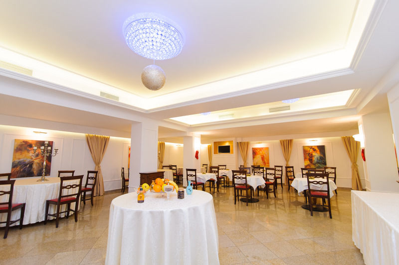 Dbh Bucharest Hotel Exterior photo