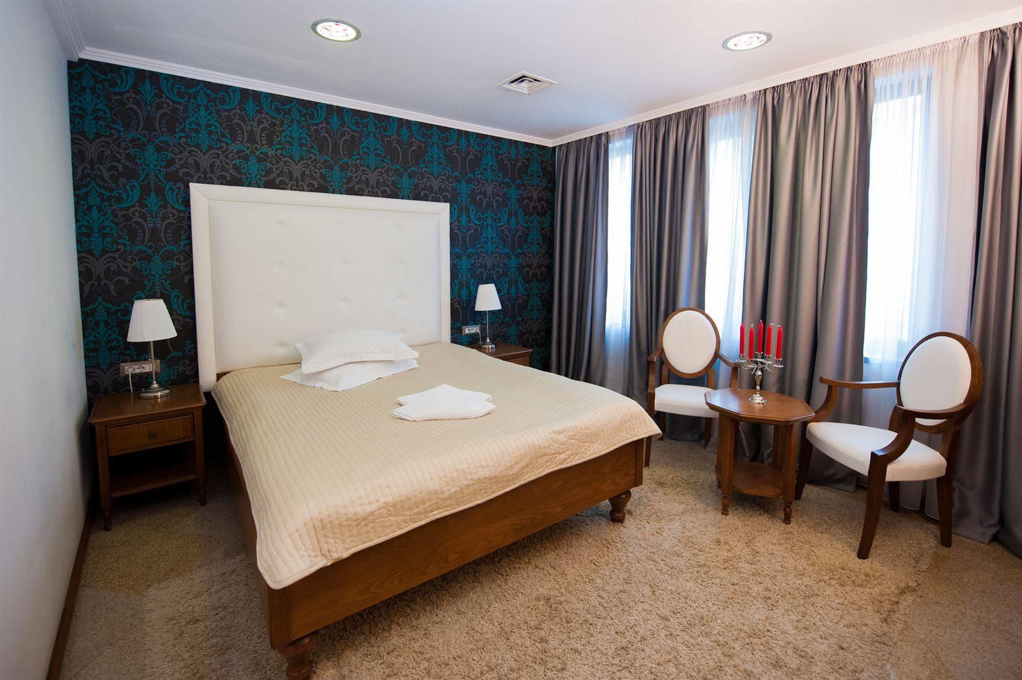 Dbh Bucharest Hotel Exterior photo
